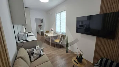 Mieszkania na wynajem, 2-pokojowe, Komárno · €650