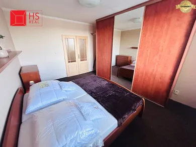 Na prenájom 2-izbový byt, 61 m², Nové Zámky, Komárňanská