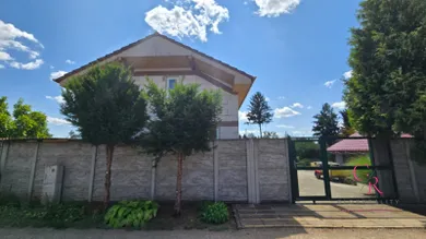 Rekreačné domy na predaj, Levice · €83 000
