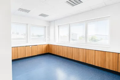 Komerčné priestory na prenájom, Košice-Juh · €832