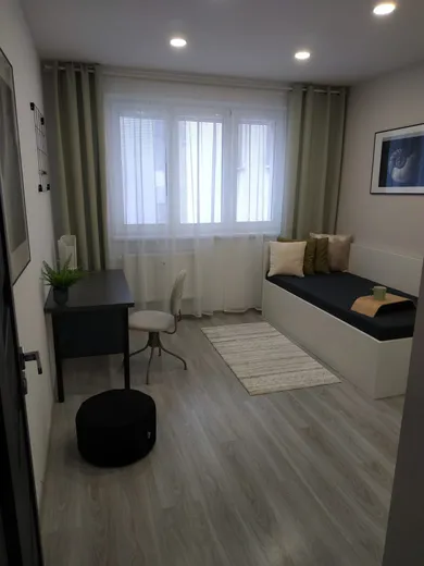 Na prenájom byt v Bratislava-Nové Mesto · €1 400 · Dokončené