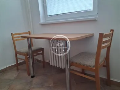 Na prenájom 1-izbový byt, 35 m², Trenčín, Sihoť IV