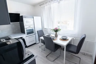 Na predaj 2-izbový byt, 59 m², Galanta, Štvrť SNP