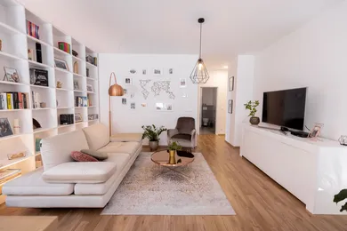 Na prenájom 2-izbový byt, 54 m², Bratislava-Ružinov, Bajkalská