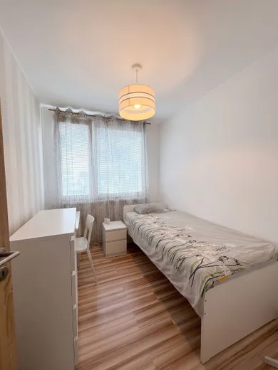 Na prenájom 3-izbový byt, 55 m², Košice-Západ, Ipeľská