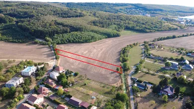Na predaj pozemok, 84 m², Podhájska, Štepničná