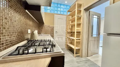 Na prenájom 2-izbový byt, 51 m², Hlohovec