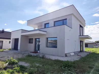 Na predaj dom, 131 m², Bytča