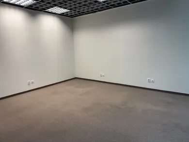 Na prenájom objekt, 72 m², Bratislava-Petržalka, Kopčianska