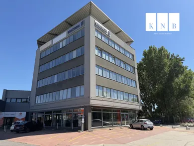 Na prenájom komerčné, 174 m², Bratislava-Ružinov, Rožňavská