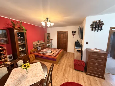 Na predaj 3-izbový byt, 76 m², Spišské Vlachy, Včelná