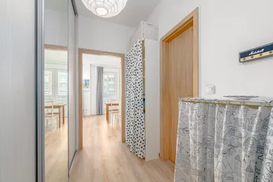 Na predaj 1-izbový byt, 33 m², Bratislava-Dúbravka, Nejedlého
