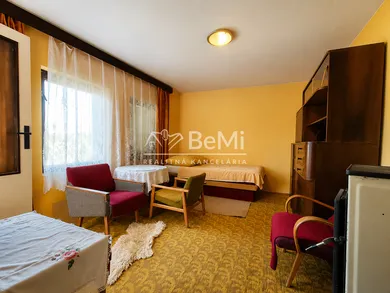 Na predaj pozemok, 25 m², Levice, Krížny vrch