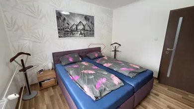 Na predaj 3-izbový byt, 74 m², Šaľa, Dolná