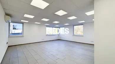 Komerčné priestory na prenájom, Prievidza · €400