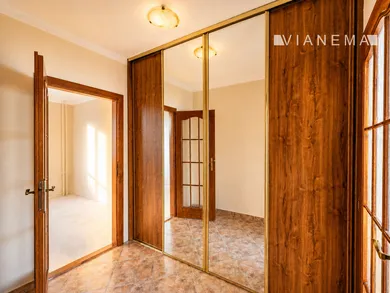 Na predaj 5-izbový byt, 96 m², Nové Mesto nad Váhom, Tematínska 12
