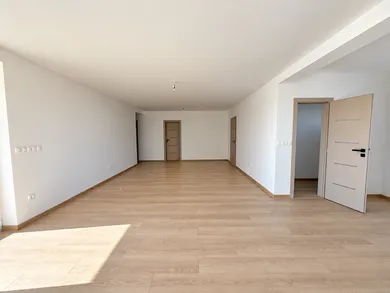 Na predaj dom, 149 m², Veľký Meder, Okočská