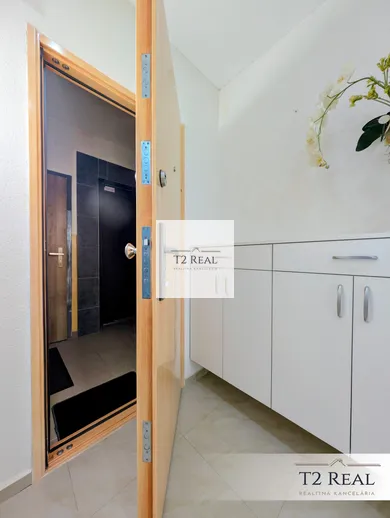 Na predaj 1-izbový byt, 41 m², Prešov, Karpatská