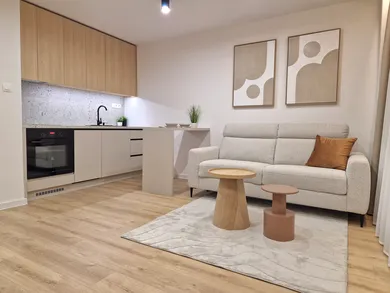 Byty na predaj 1-izbový, Trenčín · €127 500