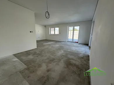 Na predaj 4-izbový dom, 123 m², Kočovce