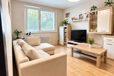 Na predaj 2-izbový byt, 52 m², Bratislava-Vrakuňa, Vážska
