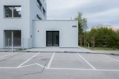 Na predaj komerčné, 37 m², Banská Bystrica, Spojová
