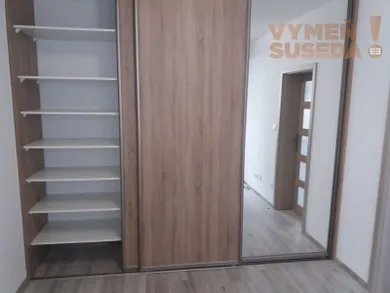 Na prenájom 2-izbový byt, 50 m², Bratislava-Ružinov, Plynárenská