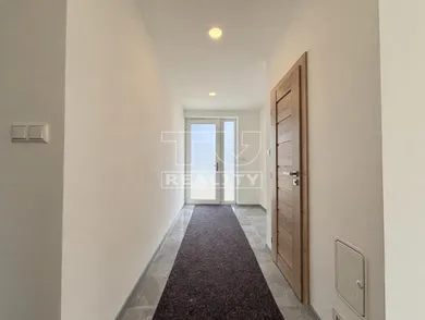 Na predaj 4-izbový dom, 114 m², Nitra