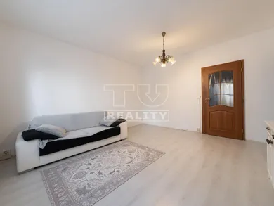 Na predaj 3-izbový byt, 60 m², Topoľčany
