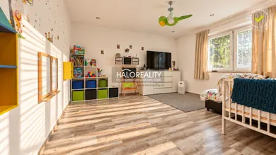 Na predaj dom, 90 m², Kmeťovo