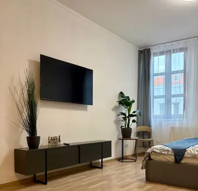 Na predaj 1-izbový byt, 33 m², Bratislava-Staré Mesto, Zámocká