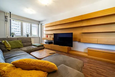 Na predaj 3-izbový byt, 80 m², Bratislava-Nové Mesto, Uhrova
