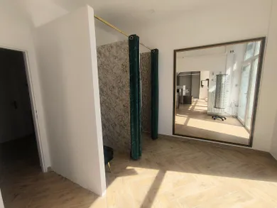 Na prenájom komerčné, 50 m², Komárno, Záhradnícka