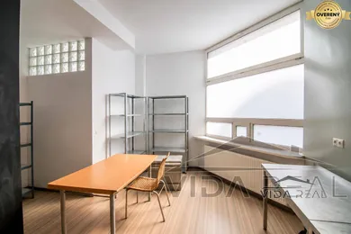 Na prenájom komerčné, 100 m², Trnava, Na Hlinách