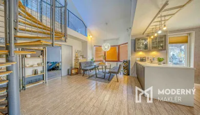 Na predaj dom, 235 m², Senica