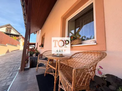 Na predaj 7-izbový dom, 300 m², Poprad, -
