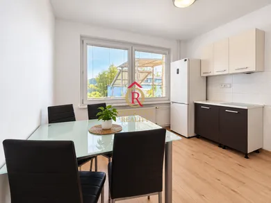 Na predaj 2-izbový byt, 50 m², Slovenská Ľupča, Príboj