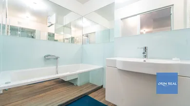 Na prenájom 4-izbový byt, 111 m², Bratislava-Karlova Ves