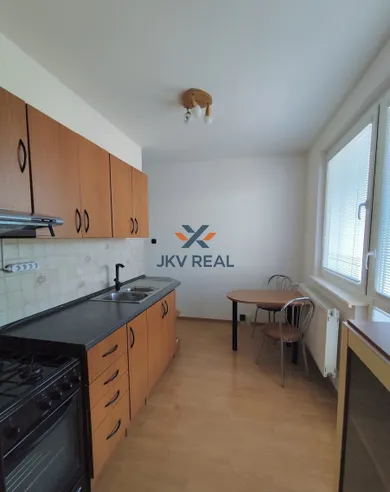 Byty na prenájom 3-izbový, Poprad · €750