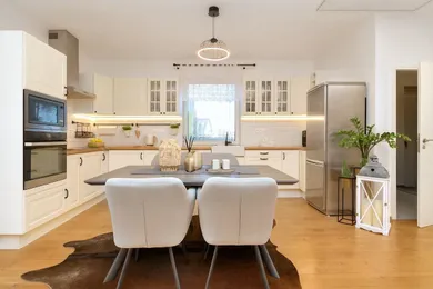 Na predaj 1-izbový dom, 87 m², Kvetoslavov, Sedmokrásková