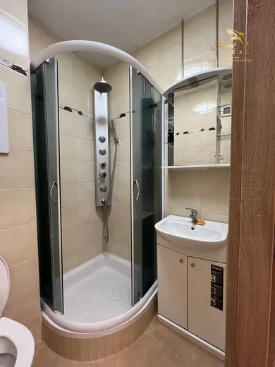 Na predaj 1-izbový byt, 34 m², Bratislava-Staré Mesto