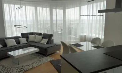 Kiadó lakások, 3-szobás, Bratislava-Staré Mesto · €2150