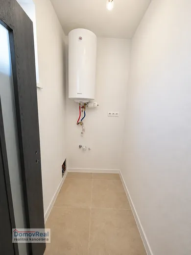 Na predaj 3-izbový dom, 71 m², Holice, Stará Gala