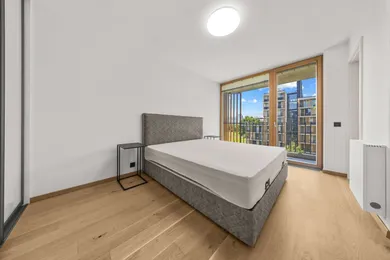 Na prenájom 2-izbový byt, 62 m², Bratislava-Ružinov, Trnavská cesta