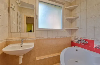 Na predaj 3-izbový byt, 65 m², Dunajská Streda, Rybný trh