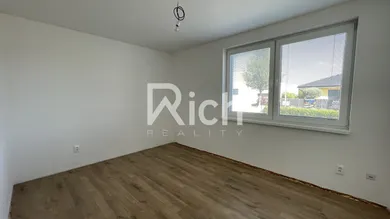 Na predaj 4-izbový dom, 413 m², Trnava, Richarda Vandru