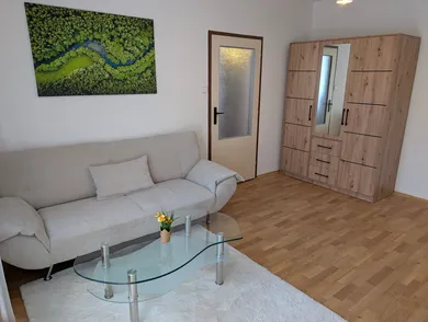 Mieszkania na wynajem, 1-pokojowe, Dunajská Streda · €530