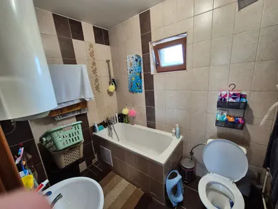 Na predaj 4-izbový dom, 135 m², Gabčíkovo, Novomestská