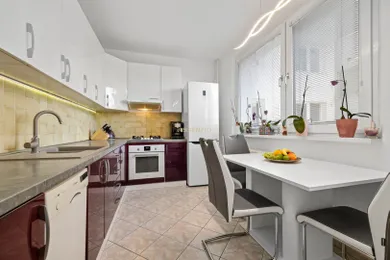 Mieszkania na sprzedaż, 3-pokojowe, Bratislava-Vrakuňa · €221 900