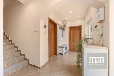 Na predaj 4-izbový dom, 185 m², Bernolákovo, Hviezdoslavova